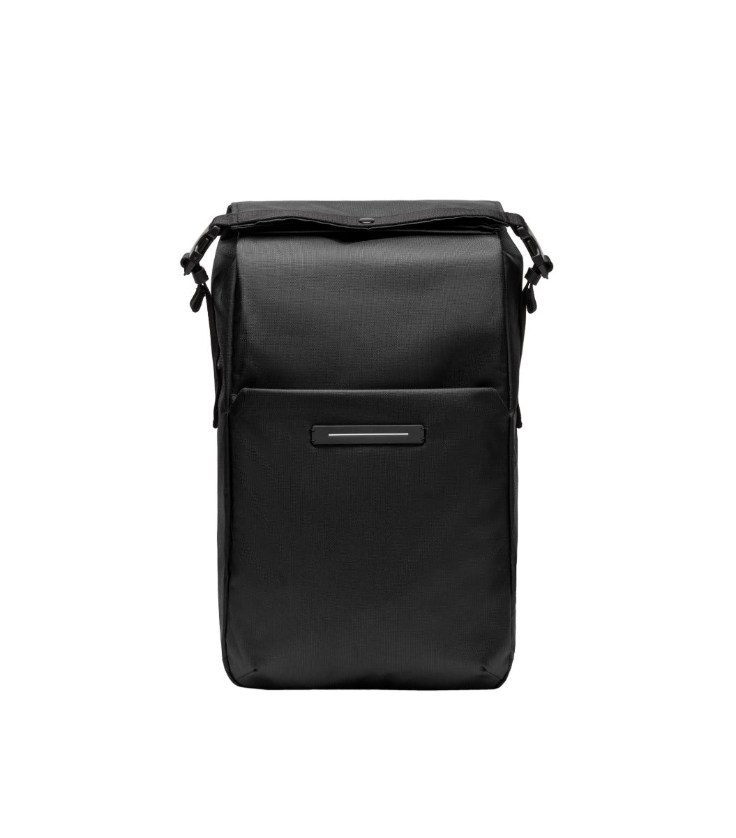 Shibuya Rolltop All Black Rygsæk
