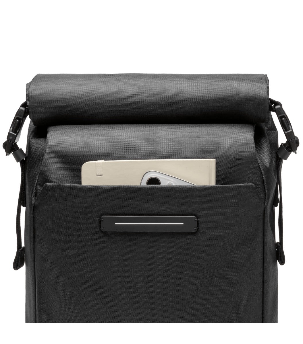 Shibuya Rolltop All Black Rygsæk